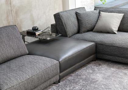 Мягкий диван по дизайну Томми из ткани коллекции Fly БертО