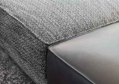 Обивка из ткани и кожи для мягкого дивана по дизайну Томми - БертО  