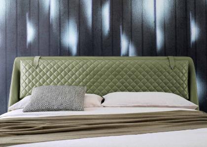 Изголовье современной двухспальной кровати люкс Chelsea из зеленой кожи - БертО
