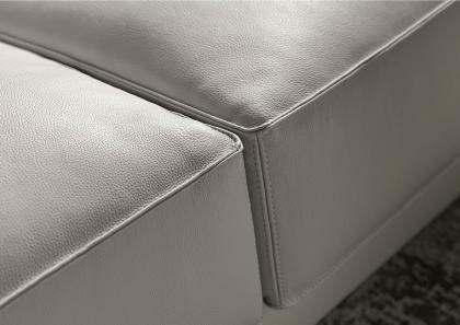 Деталь сиденья изогнутого углового дивана Tommy - BertO