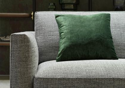 Угловой диван Time Break с подлокотником, сиденьем и подушкой - BertO